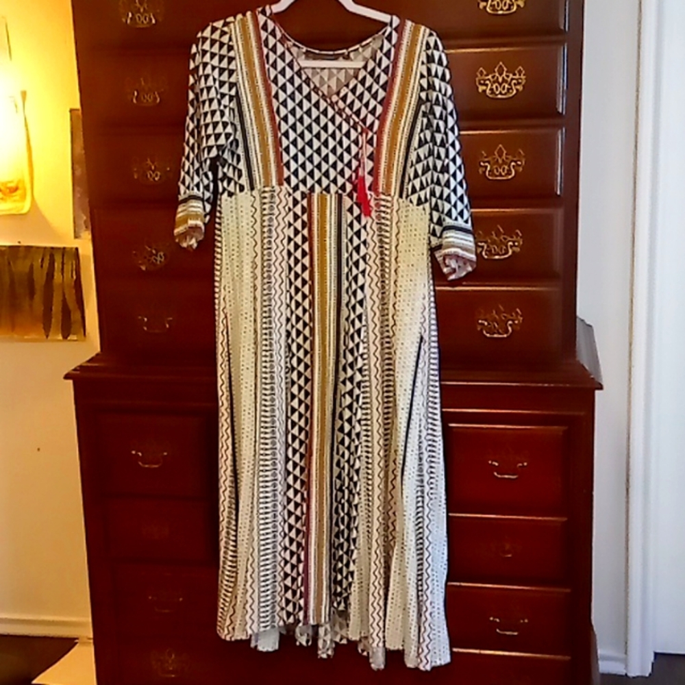 Avaasa Small Boho Indian Dress